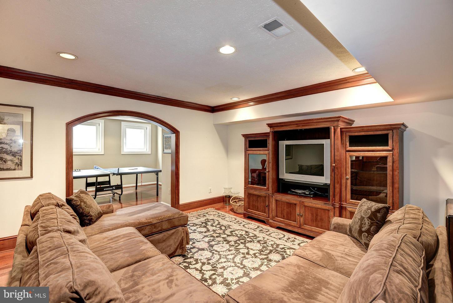 SUMMERWOOD - Residential
