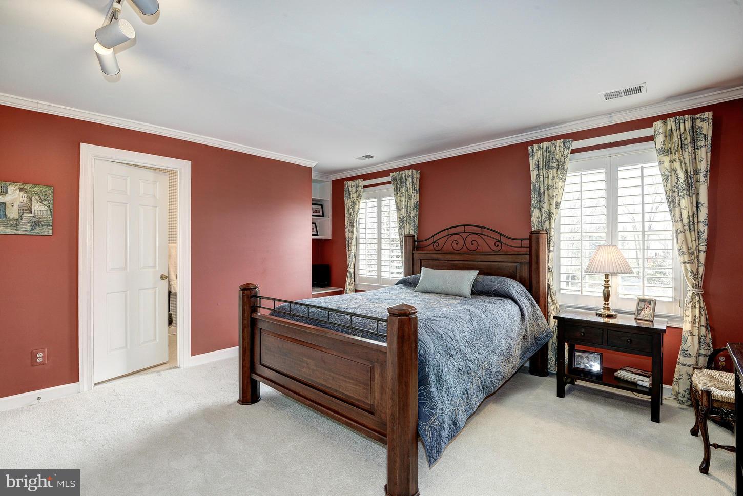 SUMMERWOOD - Residential