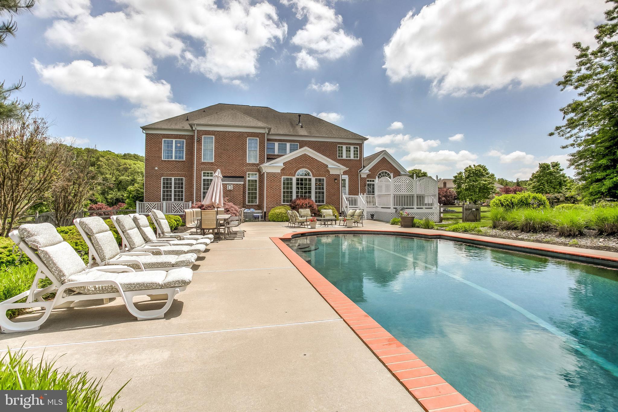 BELMONT FARM - Residential