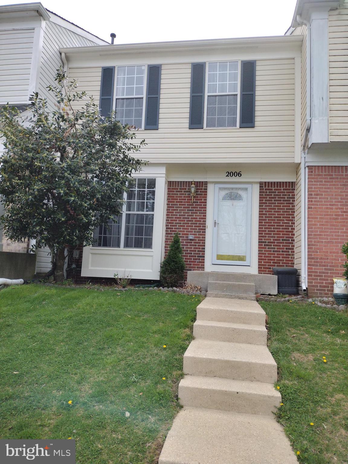 Well maintained townhouse minutes from Fort Meade, Route 32 and (grocery) shopping center. Hardwood floors throughout main and upper levels. Open floor kitchen with dining area with sliding glass door to a beautiful and large deck. Kitchen equipped with stainless steel appliances. Master Suite with walk-in closet and soaking tub. You will never run out of hot water with a huge water heater tank.  Two full baths and 2 half baths. 5 minutes walk to nearby school, Fort Meade, etc.