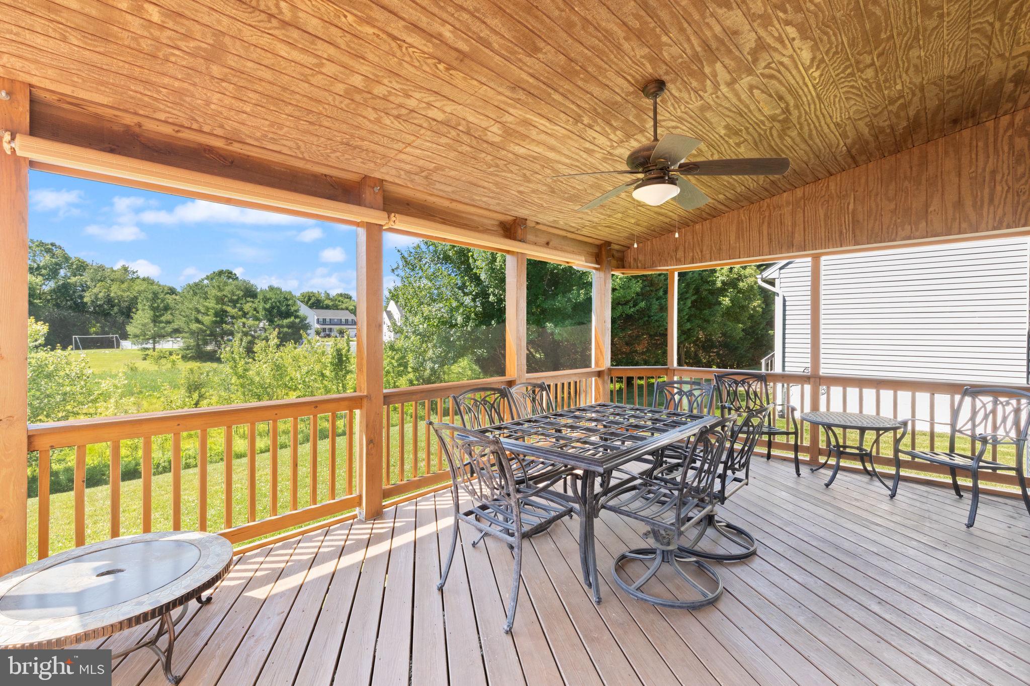 TUCHAHOE FARMS - Residential