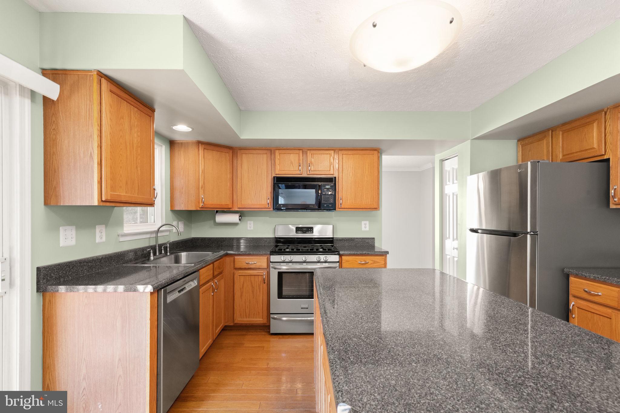 TUCHAHOE FARMS - Residential