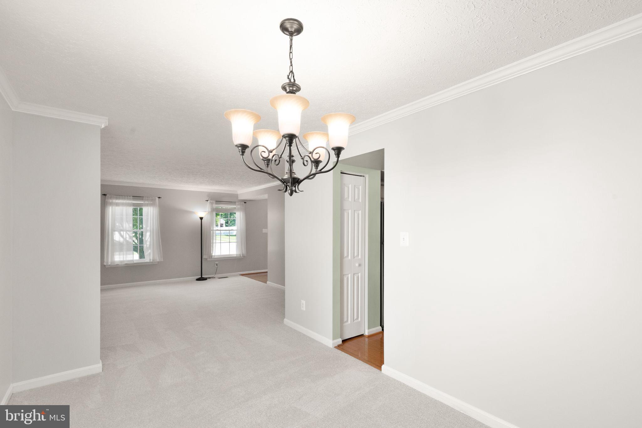 TUCHAHOE FARMS - Residential