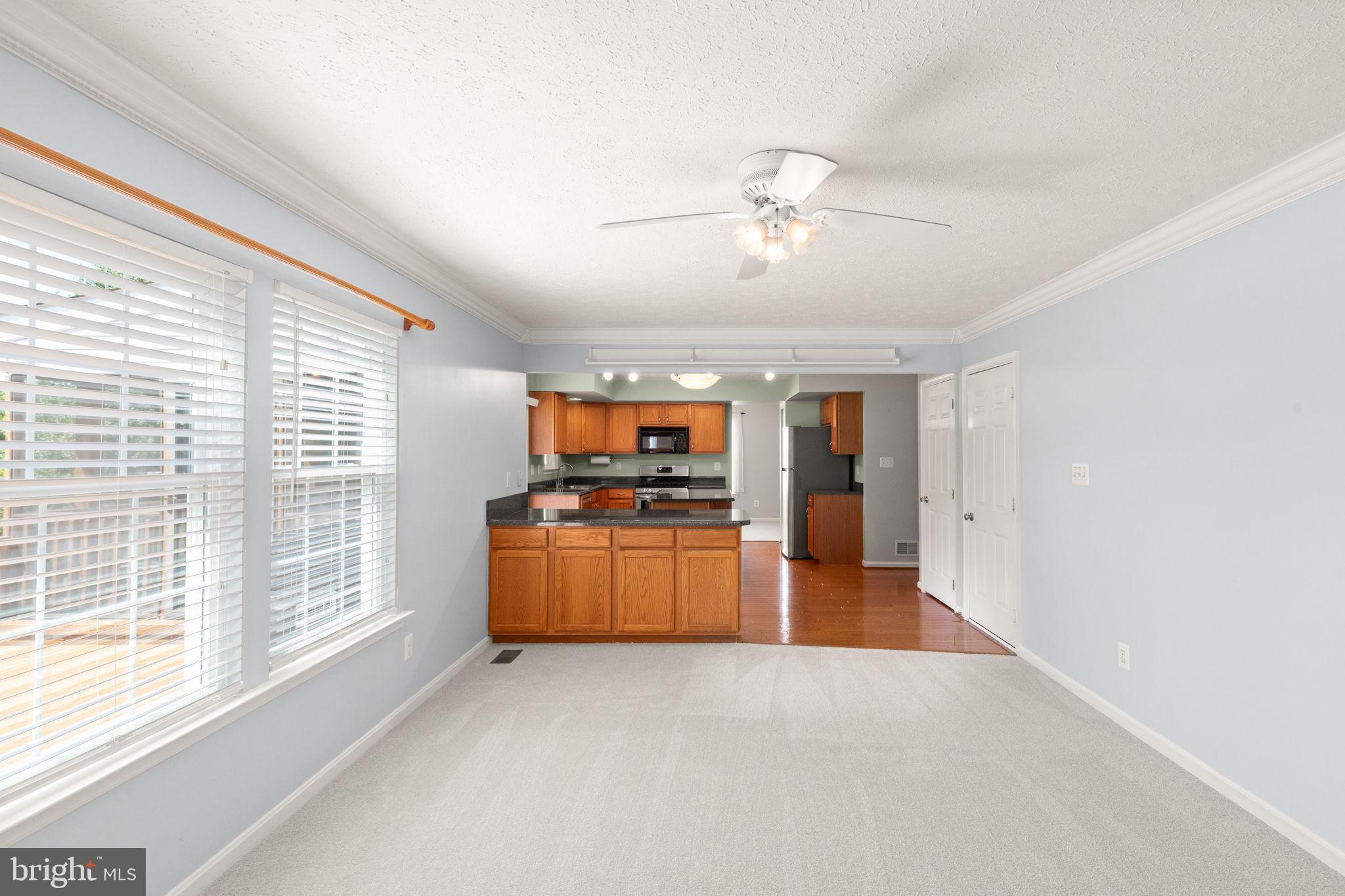 TUCHAHOE FARMS - Residential