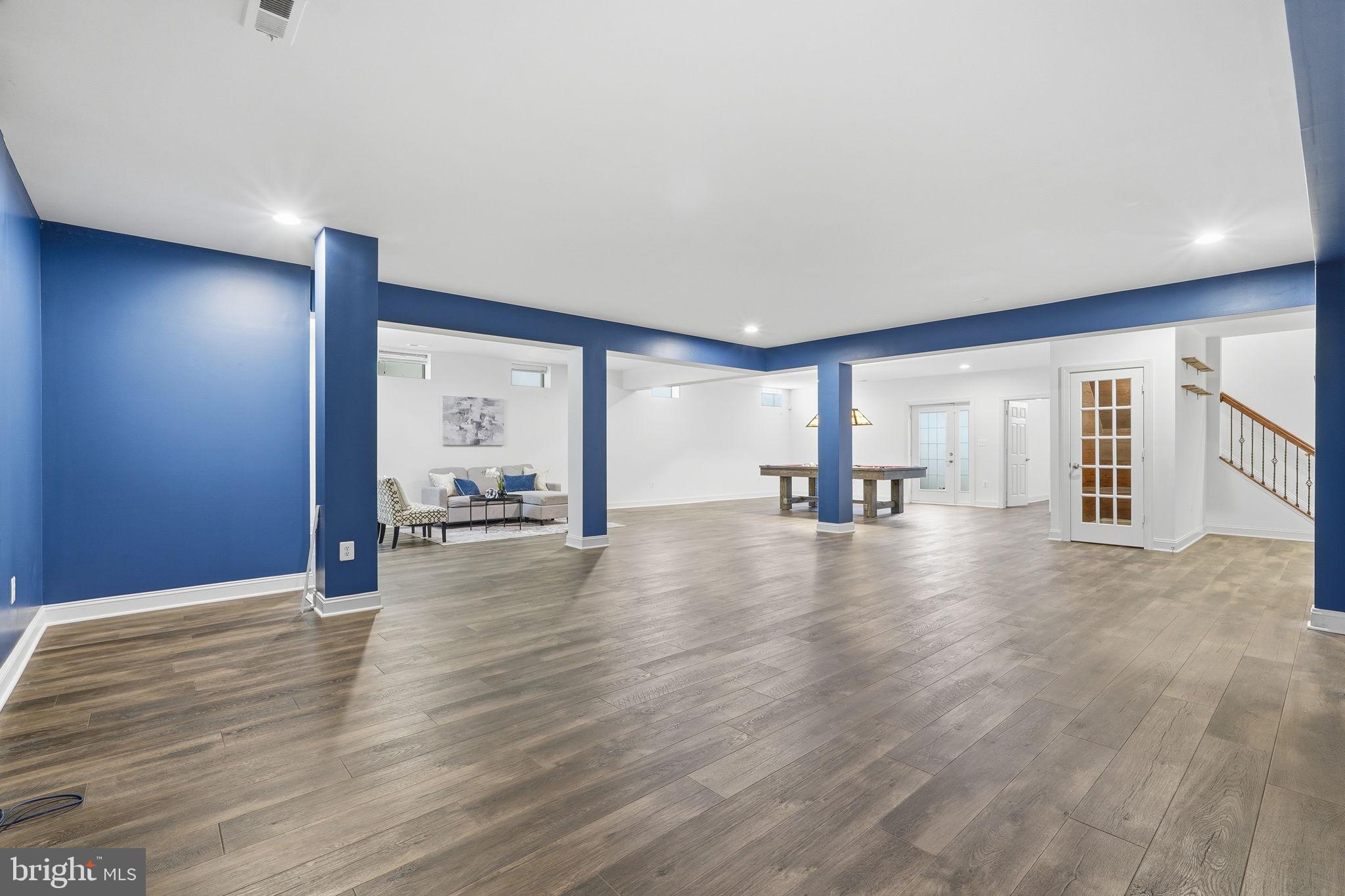MEADOWS AT MORRIS FARM - Residential