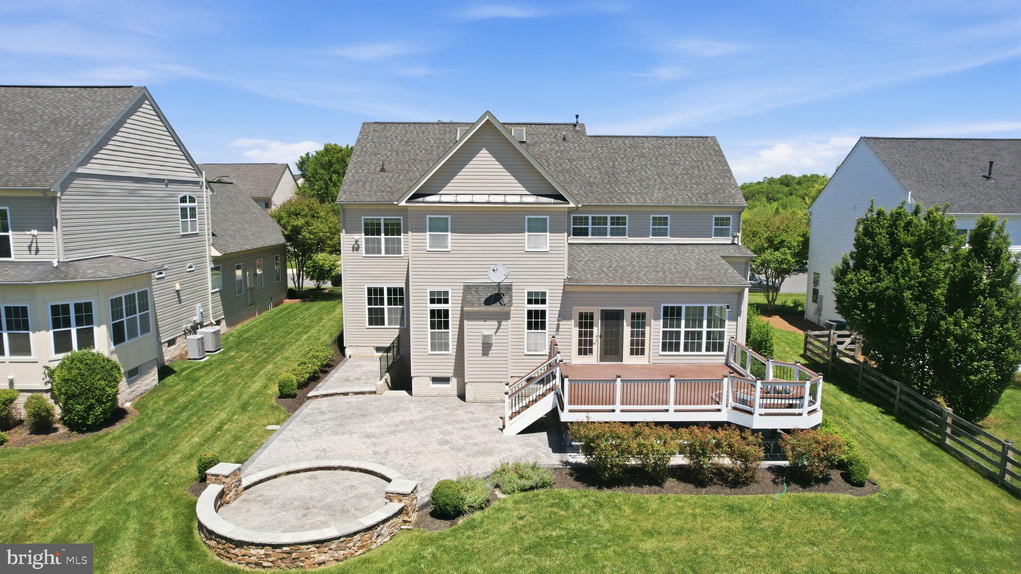 MEADOWS AT MORRIS FARM - Residential