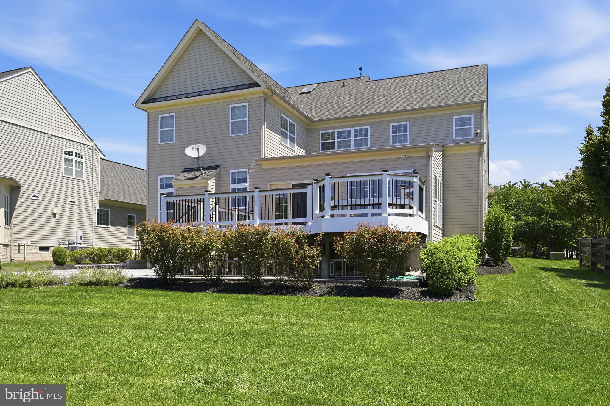 MEADOWS AT MORRIS FARM - Residential