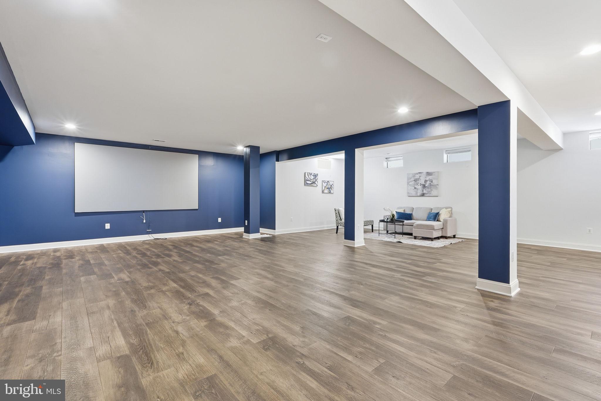 MEADOWS AT MORRIS FARM - Residential