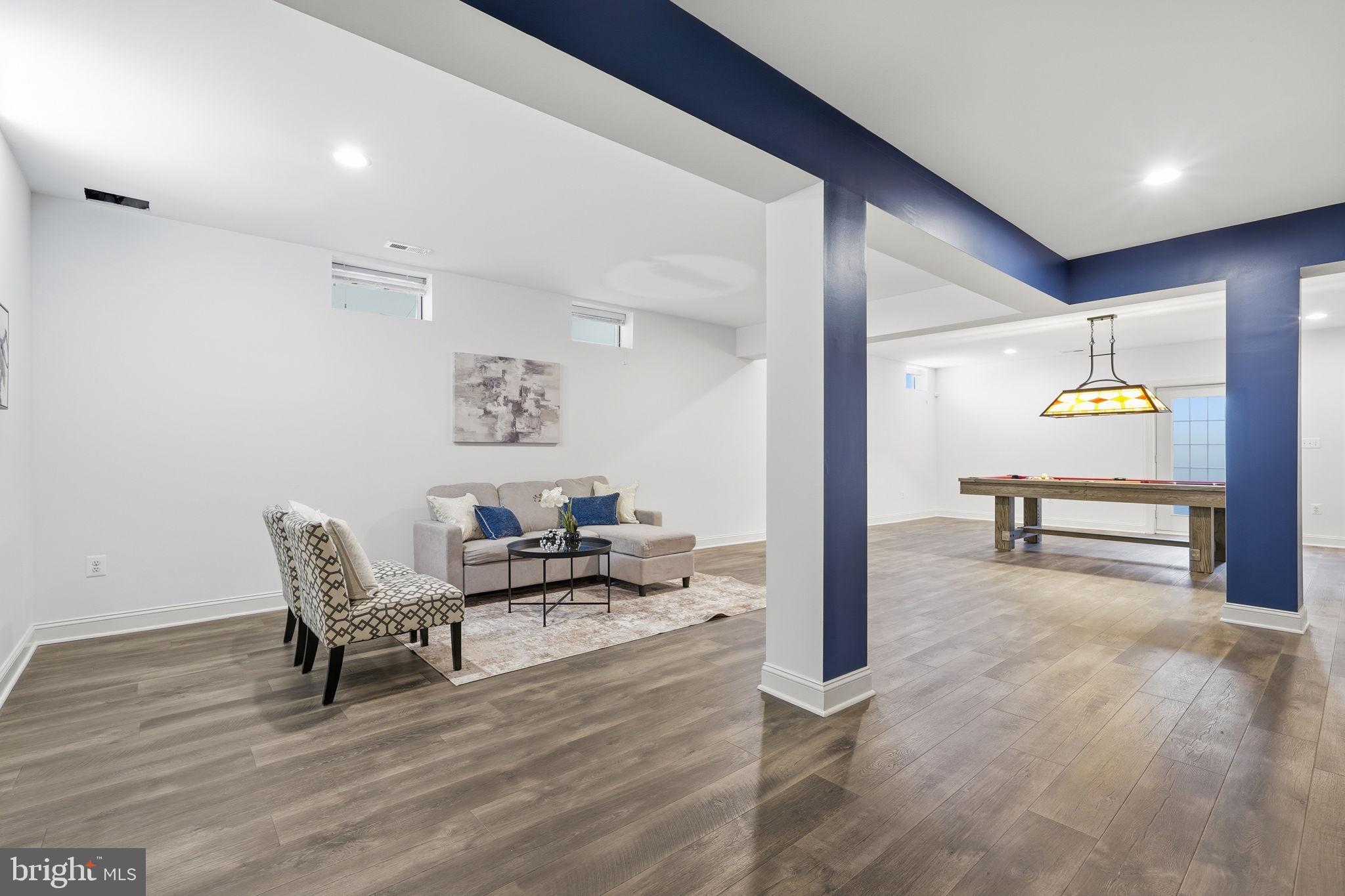 MEADOWS AT MORRIS FARM - Residential