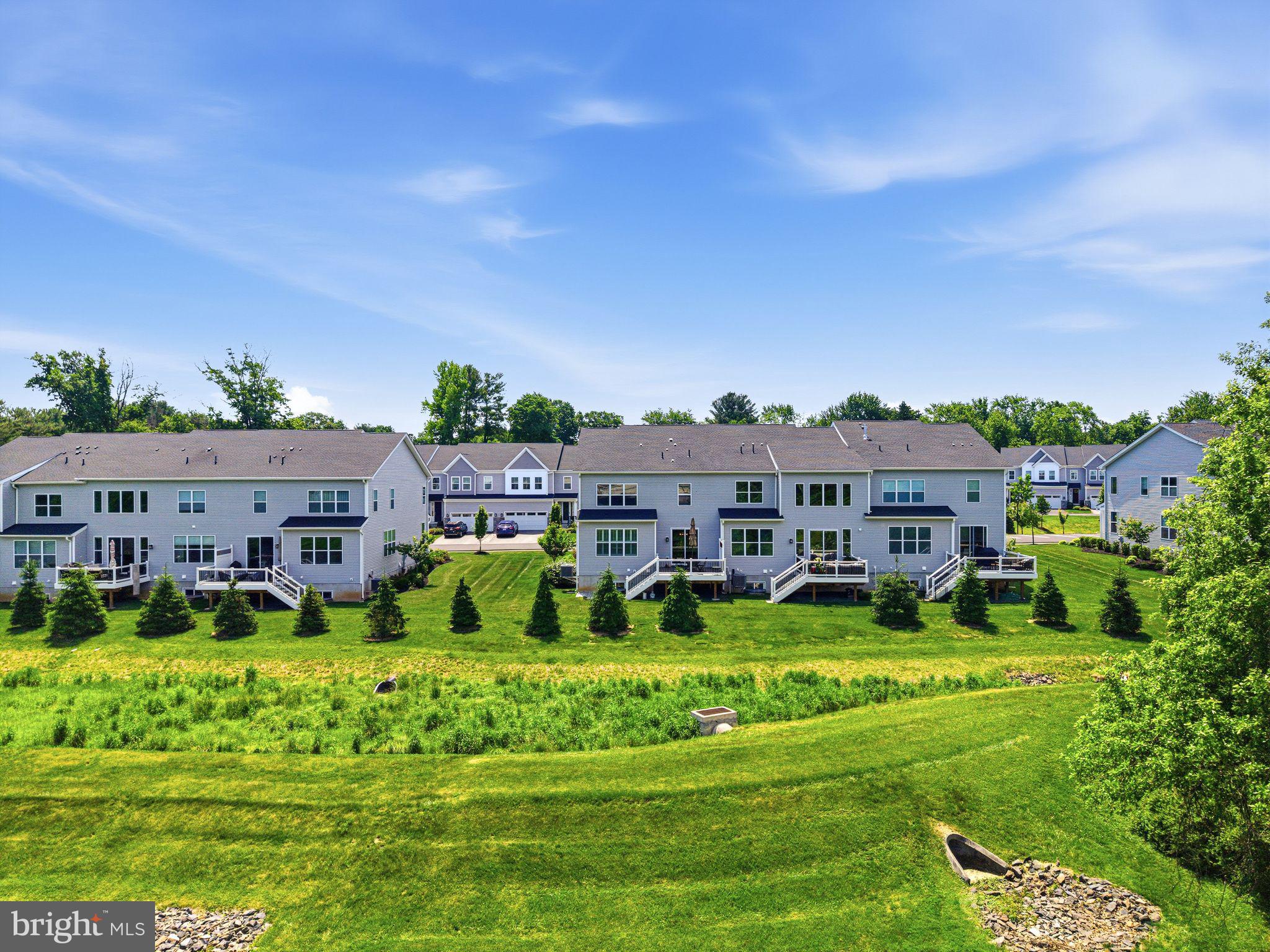 CREEKSIDE AT BLUE BELL - Residential
