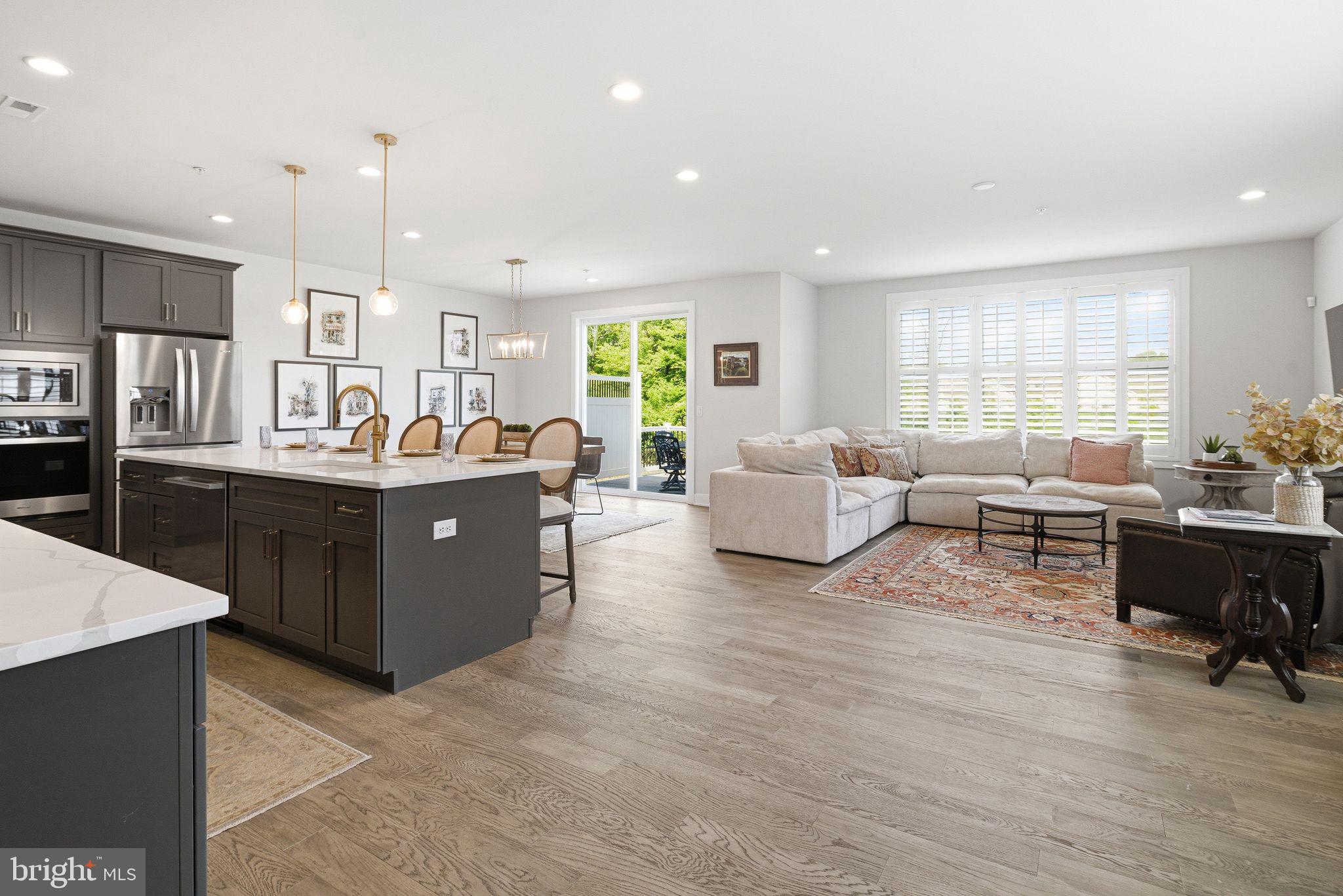 CREEKSIDE AT BLUE BELL - Residential