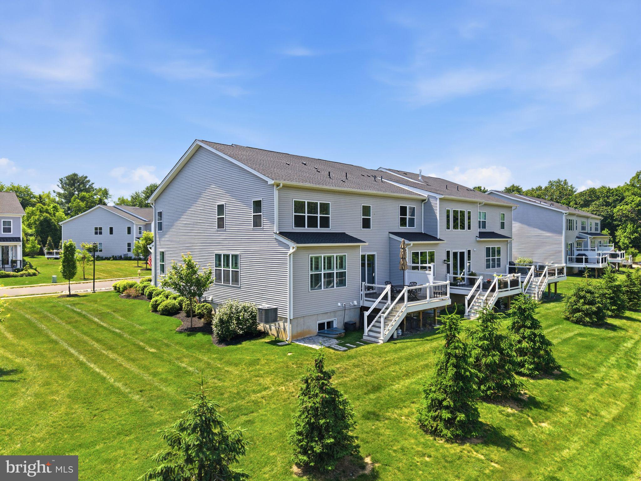 CREEKSIDE AT BLUE BELL - Residential