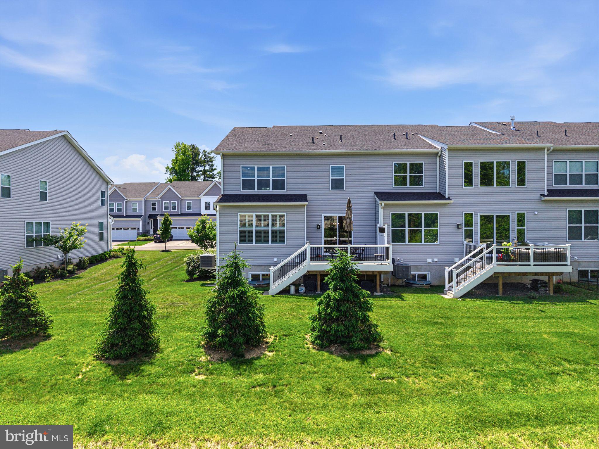 CREEKSIDE AT BLUE BELL - Residential