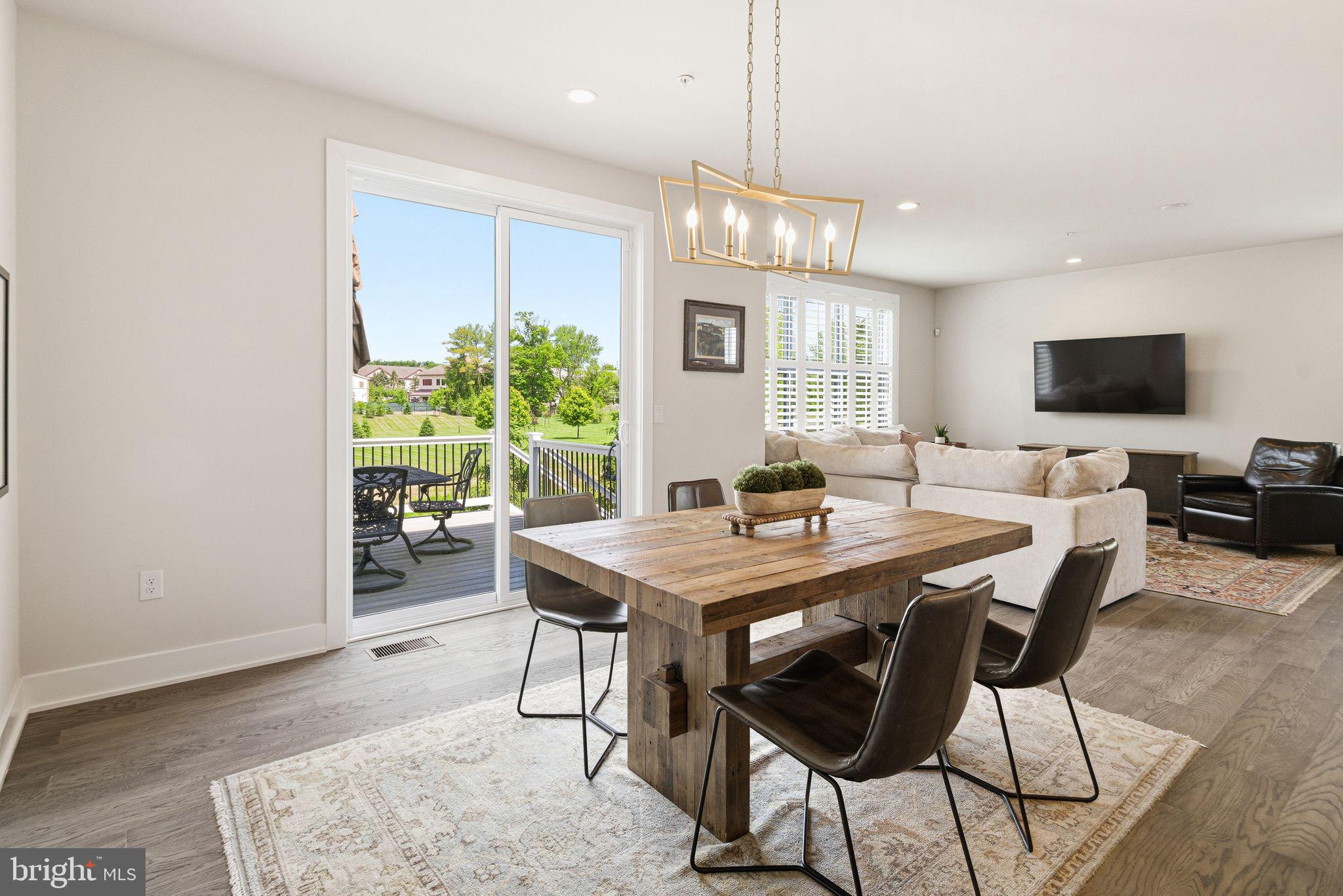 CREEKSIDE AT BLUE BELL - Residential
