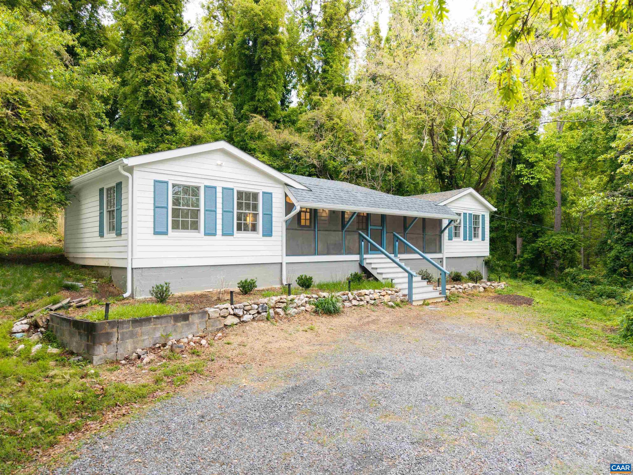 ALBEMARLE LAKE - Residential