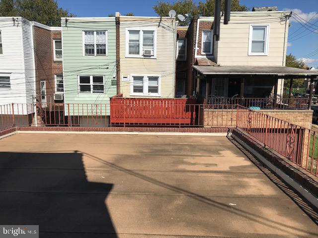MAYFAIR (WEST) - Residential
