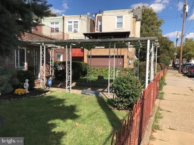 MAYFAIR (WEST) - Residential