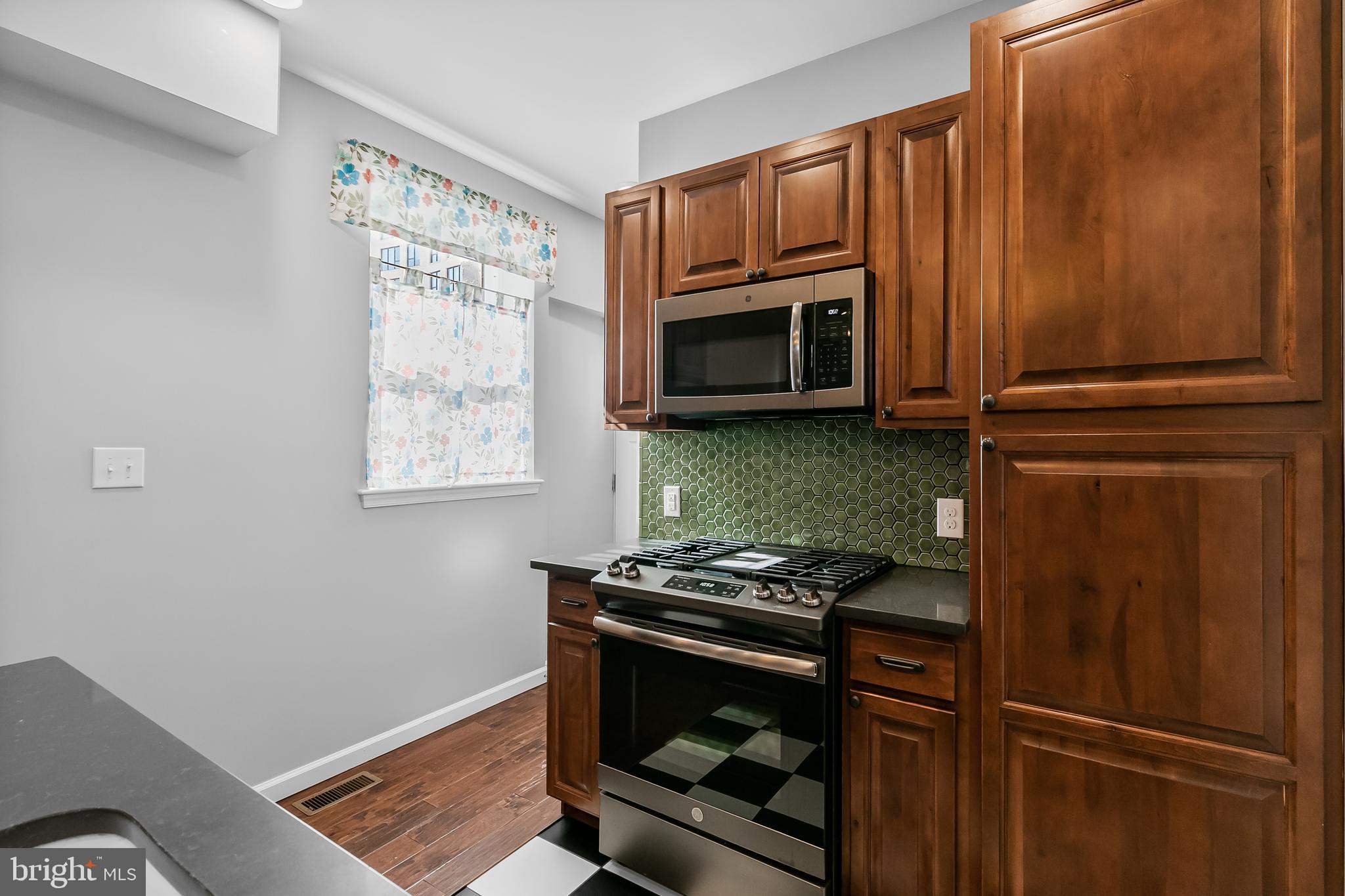 NORTHERN LIBERTIES - Residential Lease