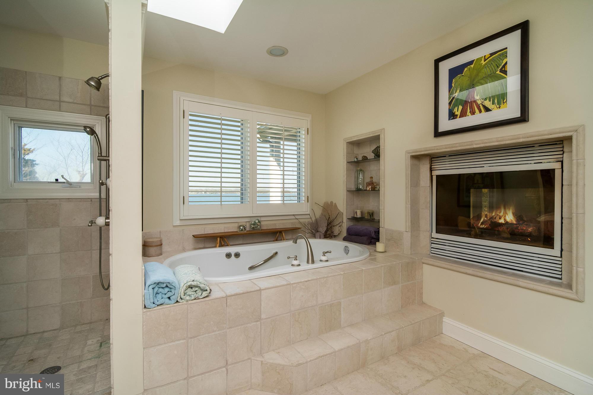 HILLSMERE ESTATES - Residential