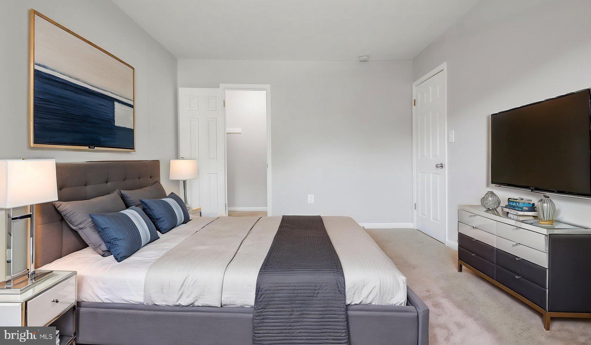 MARLOW TOWERS CONDOMINIUMS - Residential
