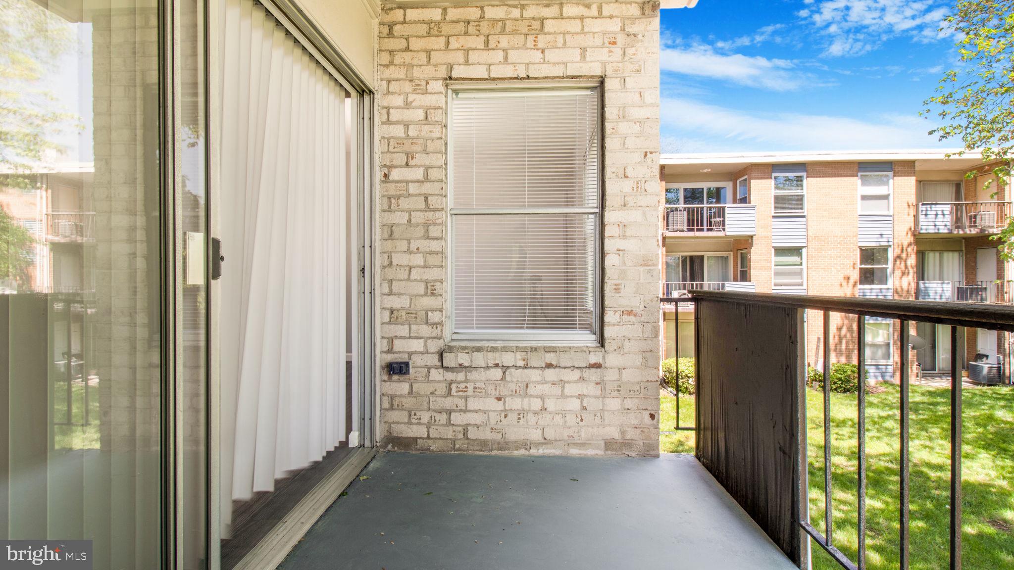 MARLOW TOWERS CONDOMINIUMS - Residential