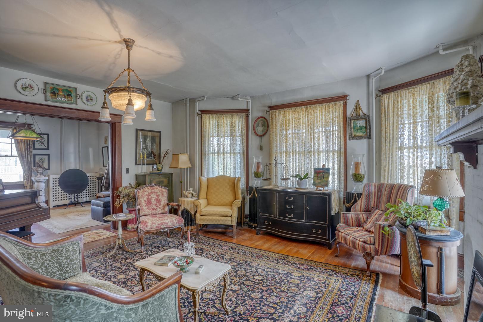 TOWN OF TRAPPE - Residential