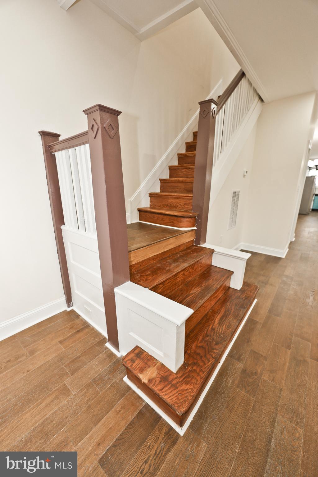 COBBS CREEK - Residential