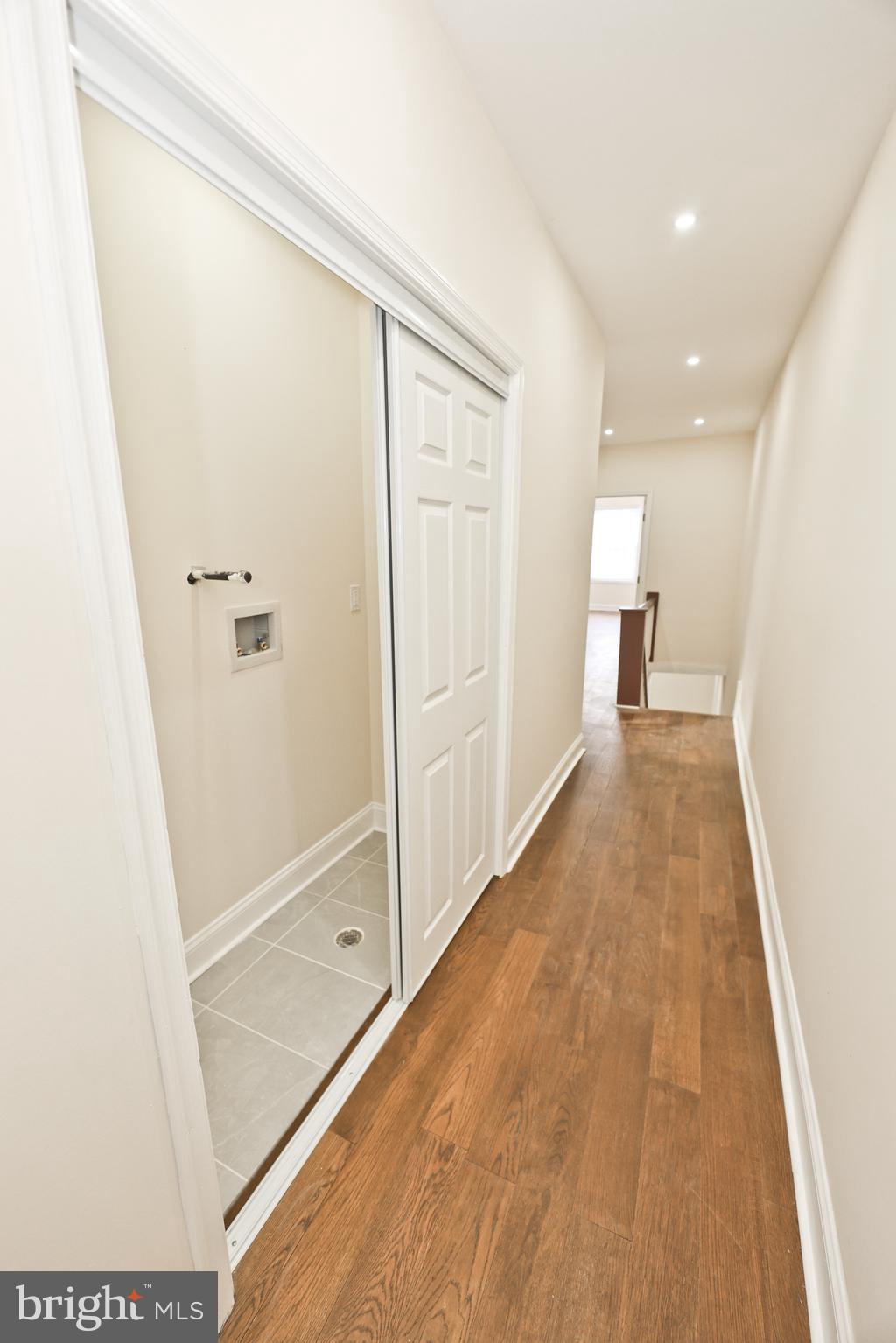 COBBS CREEK - Residential