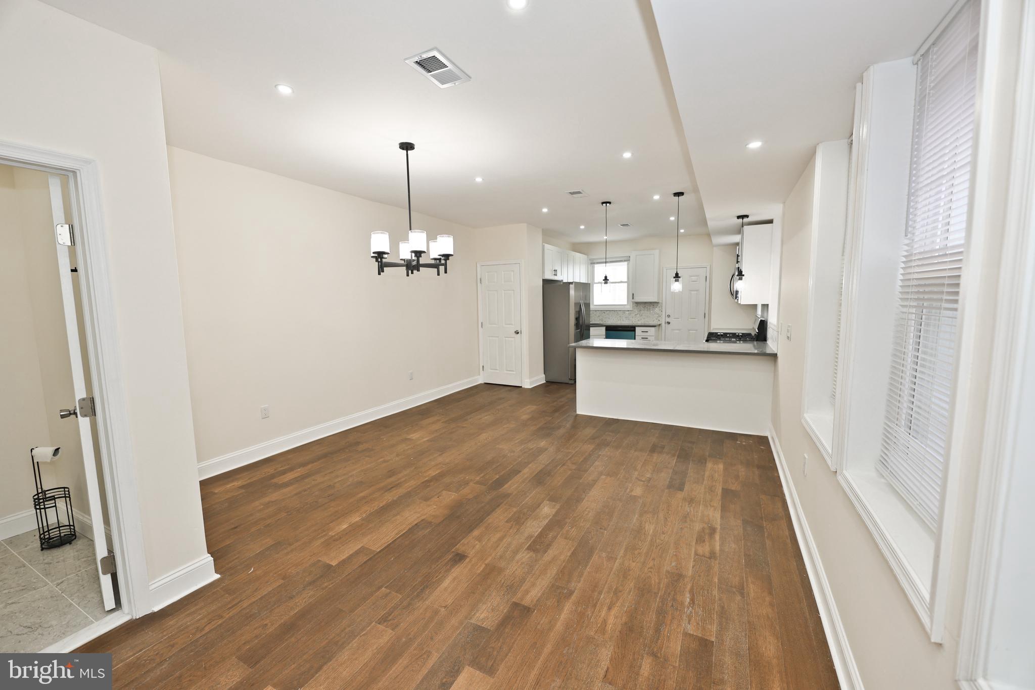 COBBS CREEK - Residential