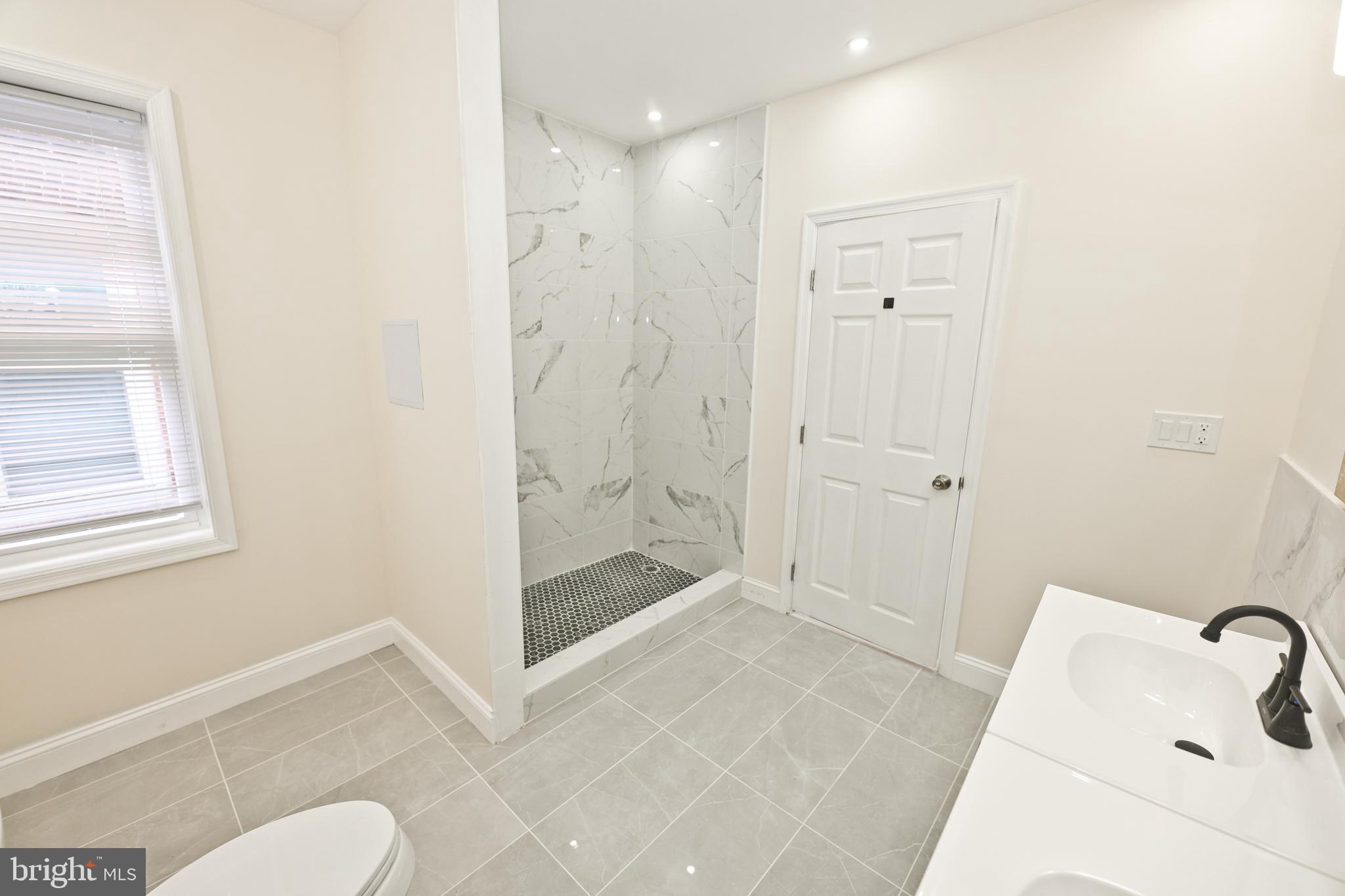 COBBS CREEK - Residential