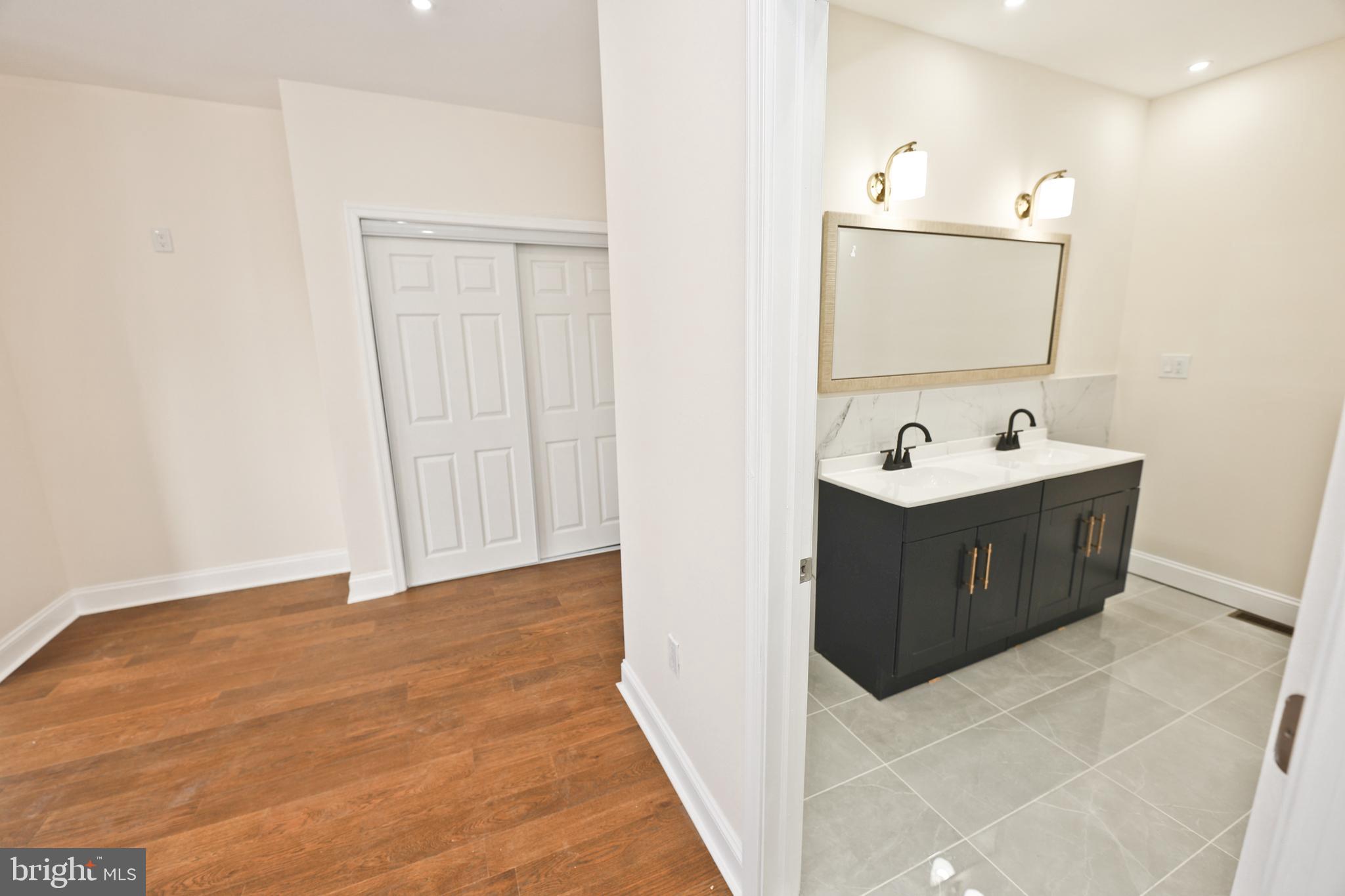 COBBS CREEK - Residential