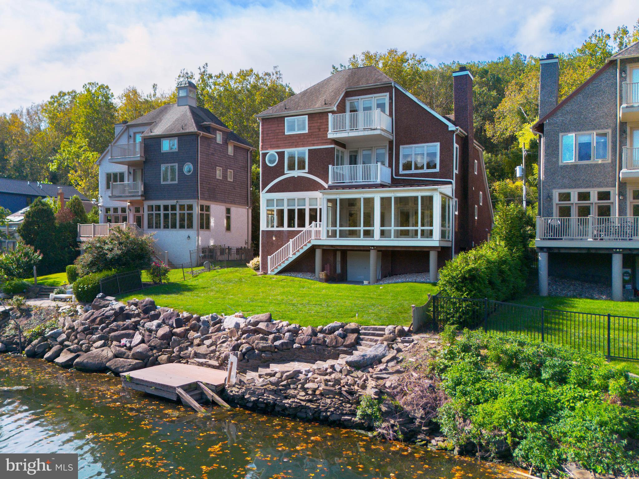GLADWYNE - Residential