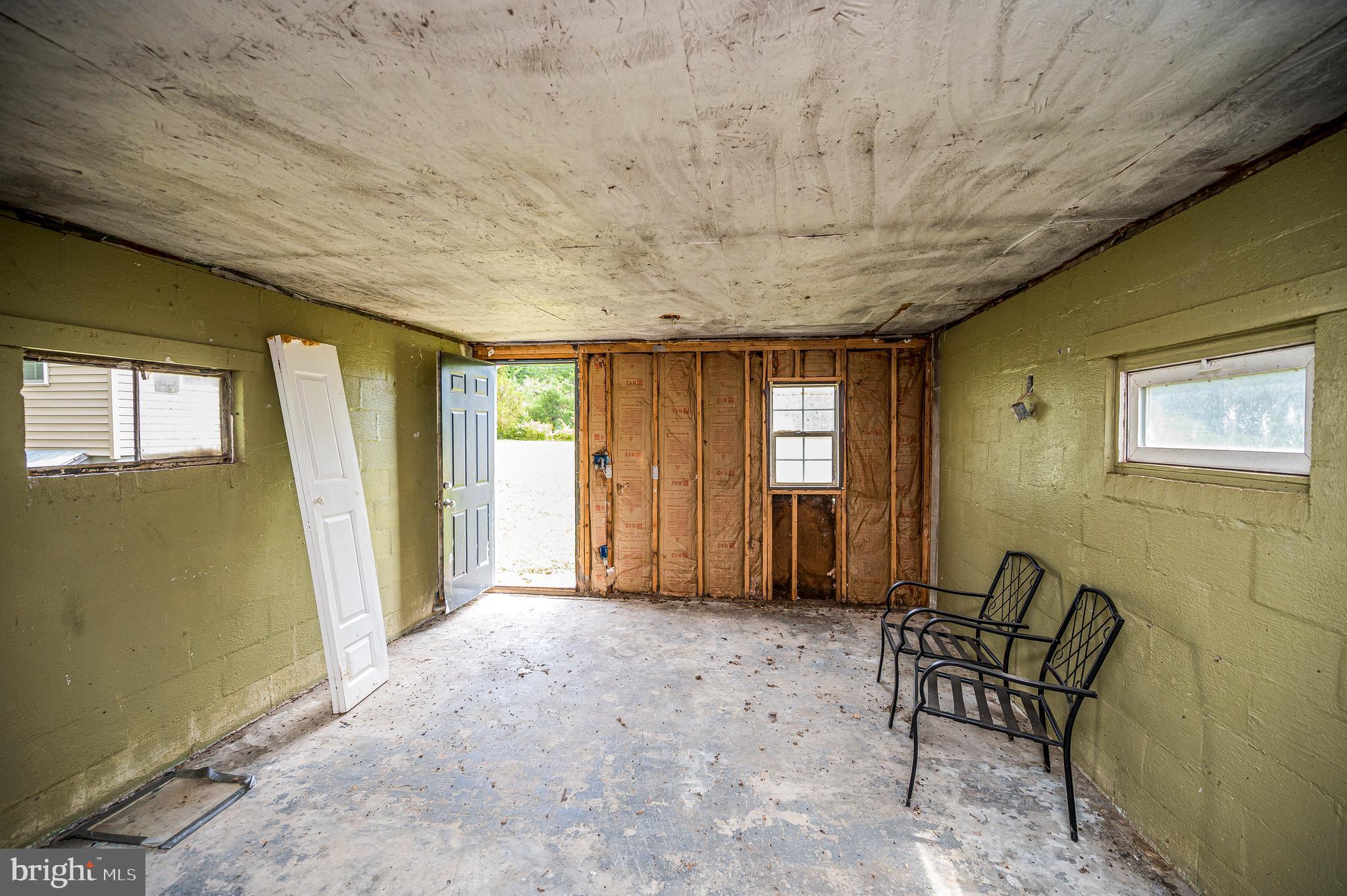 W. CARY CRISMOND - Residential