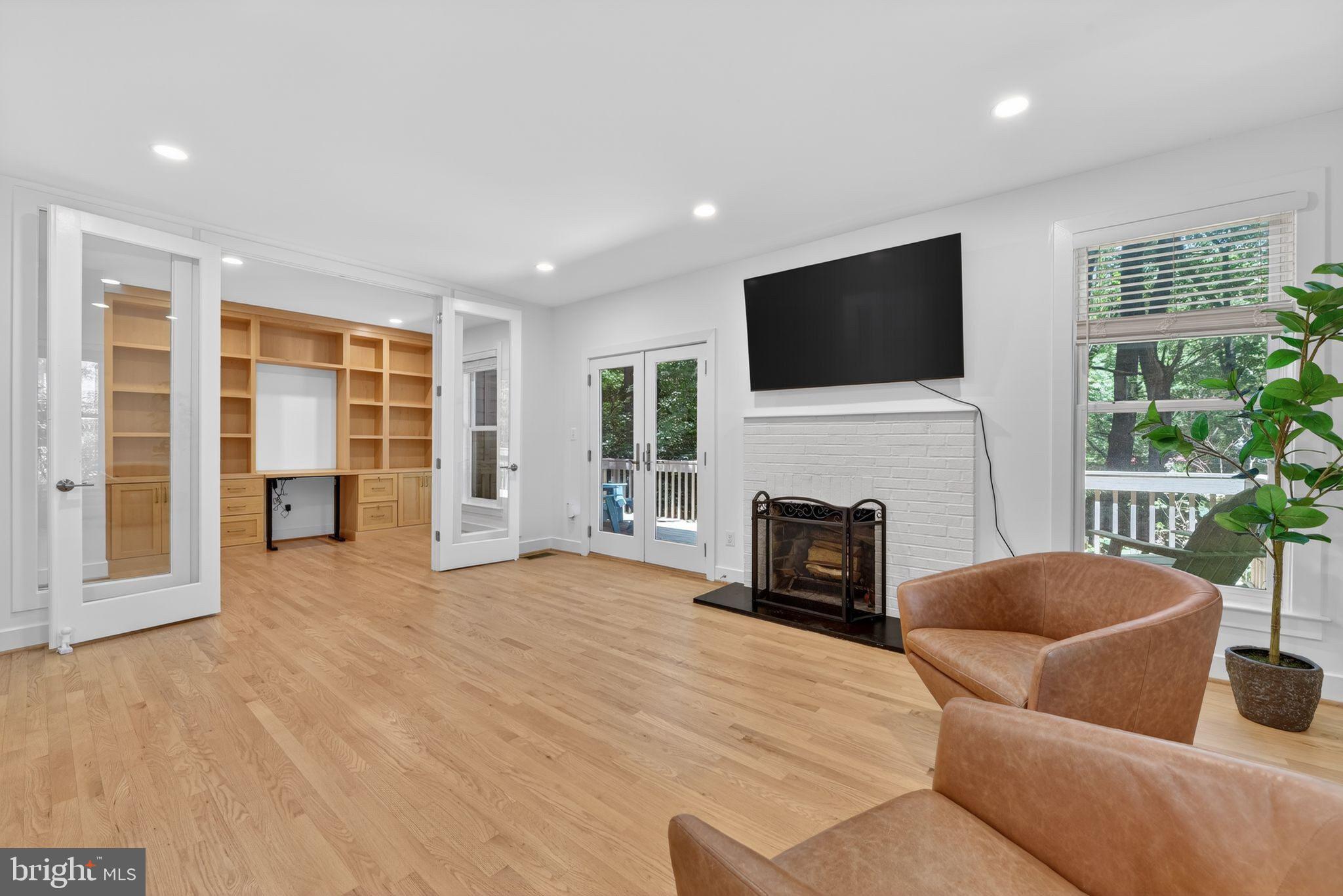 ORCHARD GREEN - Residential