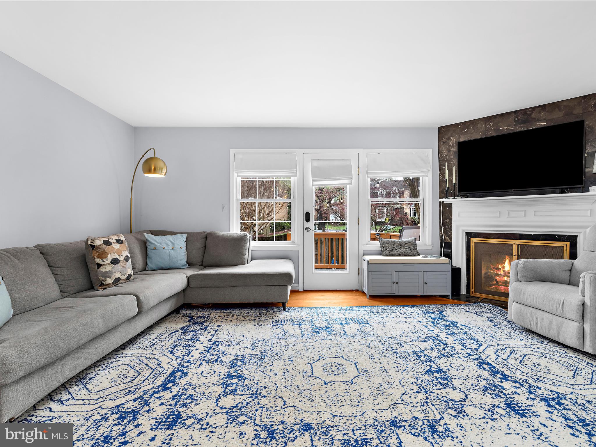 BAY HILLS TANGLEWOOD - Residential