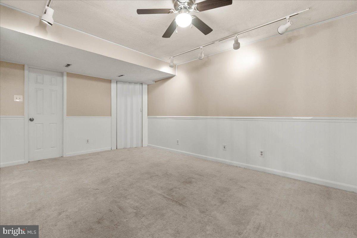 THURMONT WEST - Residential