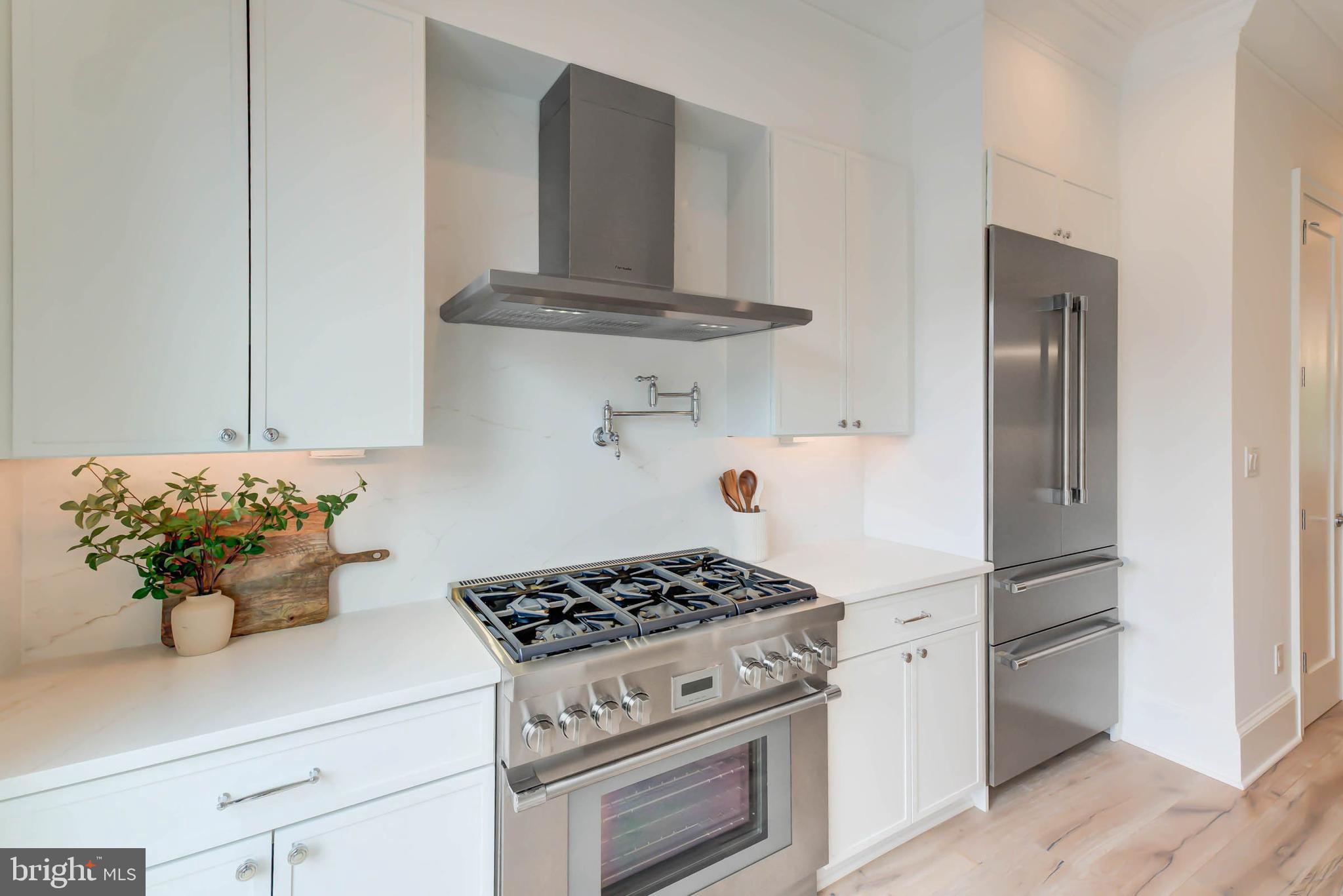 BLOOMINGDALE - Residential
