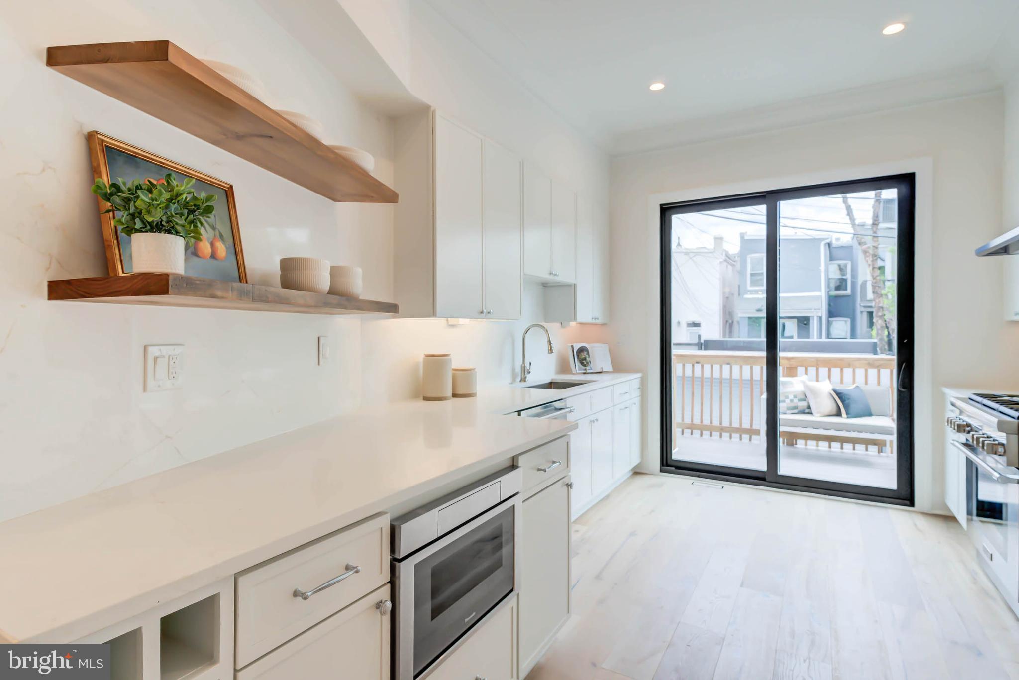 BLOOMINGDALE - Residential