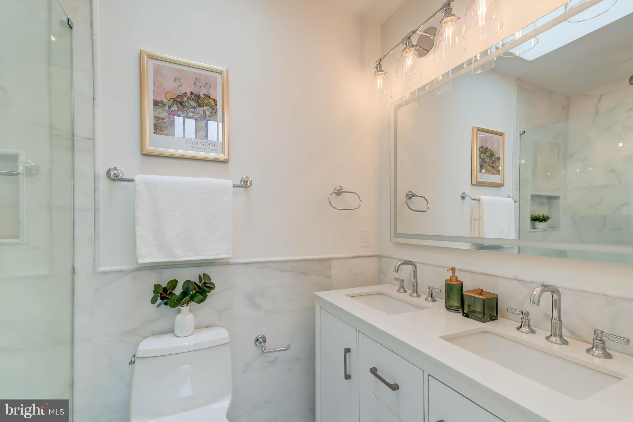 BLOOMINGDALE - Residential