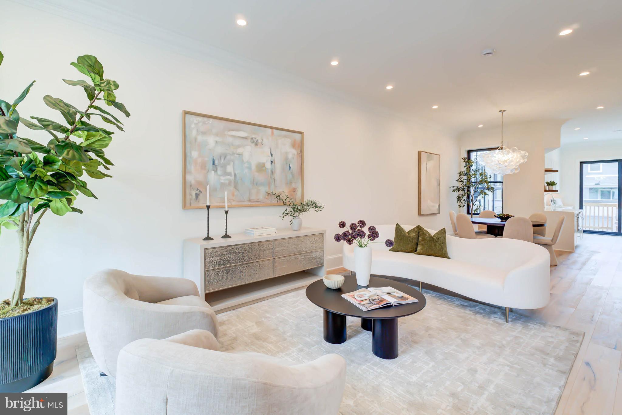 BLOOMINGDALE - Residential