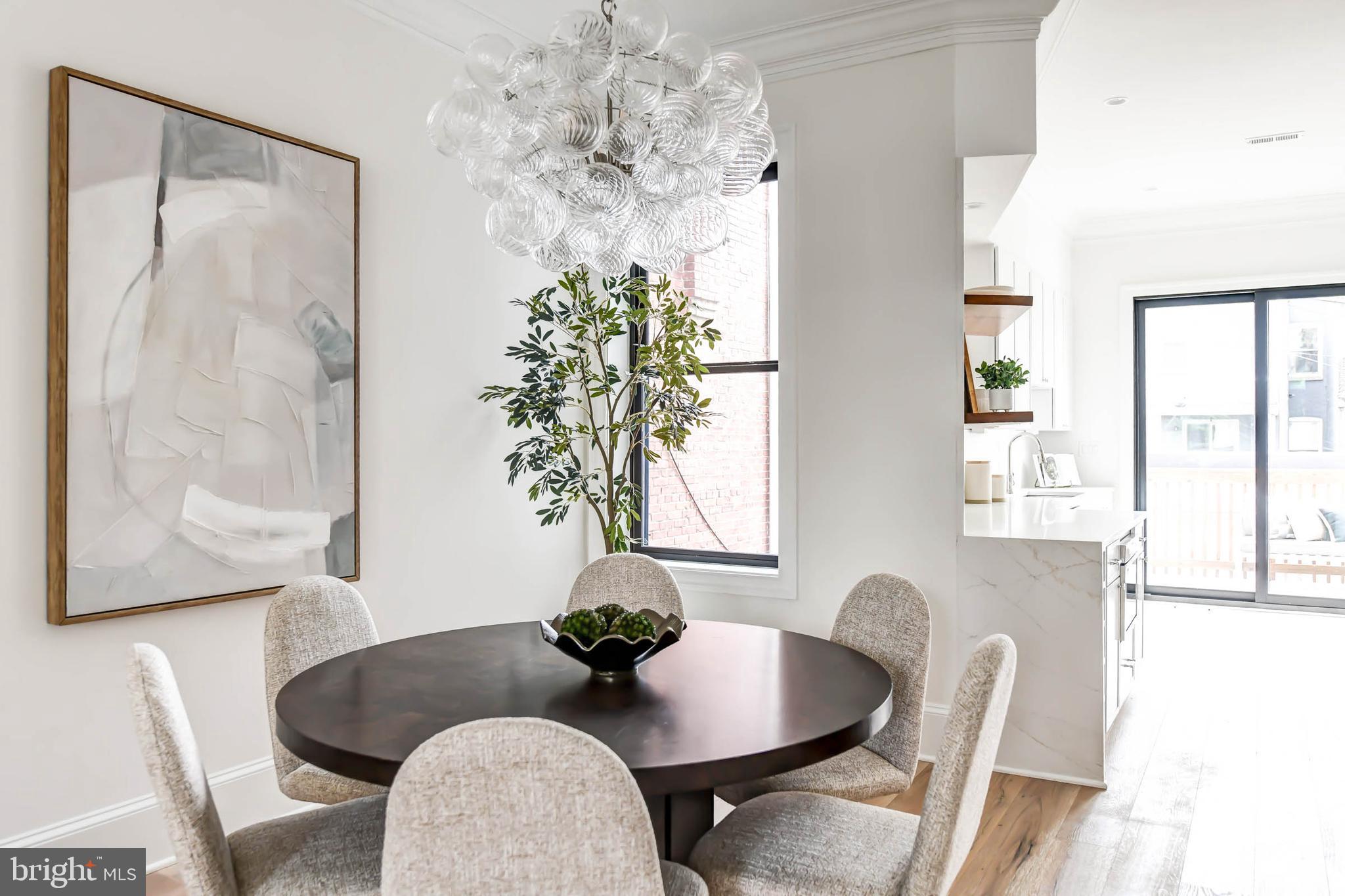 BLOOMINGDALE - Residential