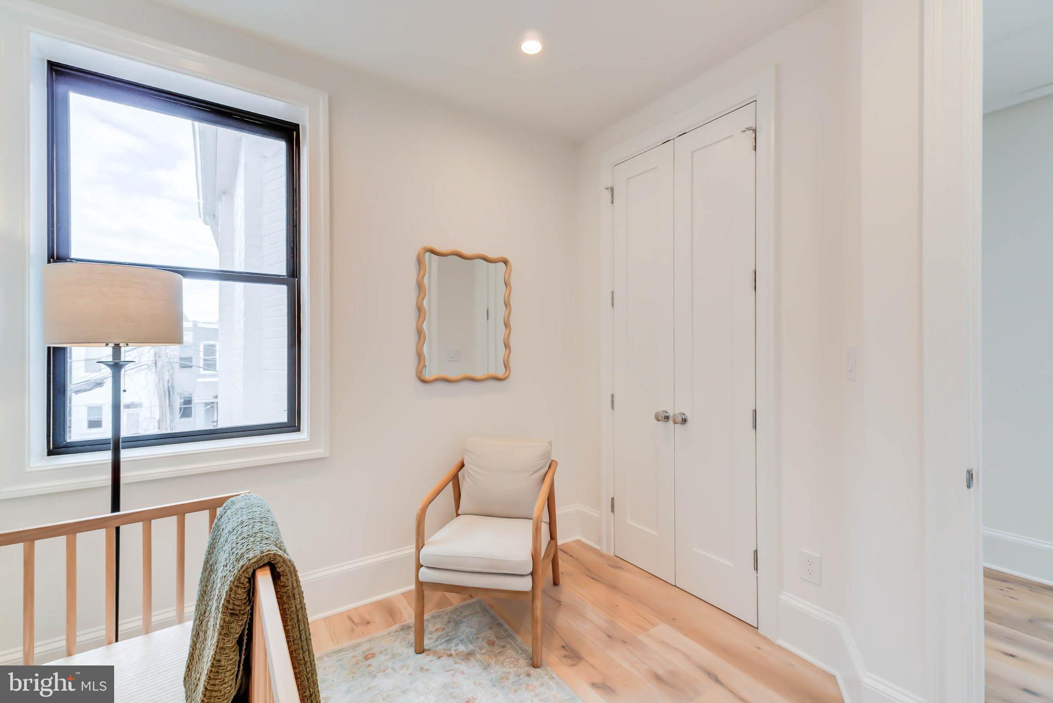 BLOOMINGDALE - Residential