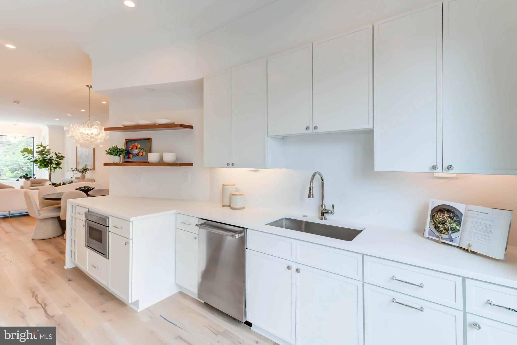 BLOOMINGDALE - Residential