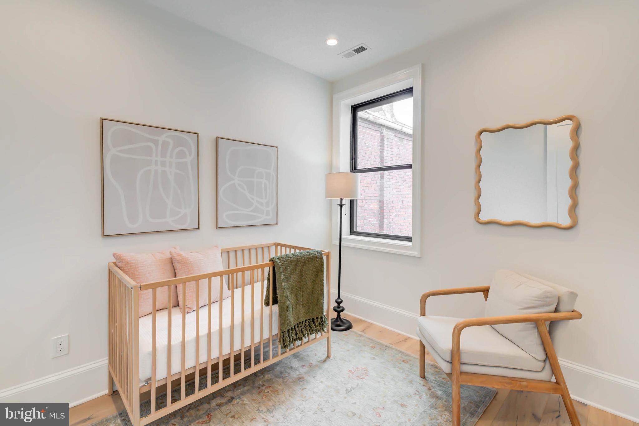 BLOOMINGDALE - Residential