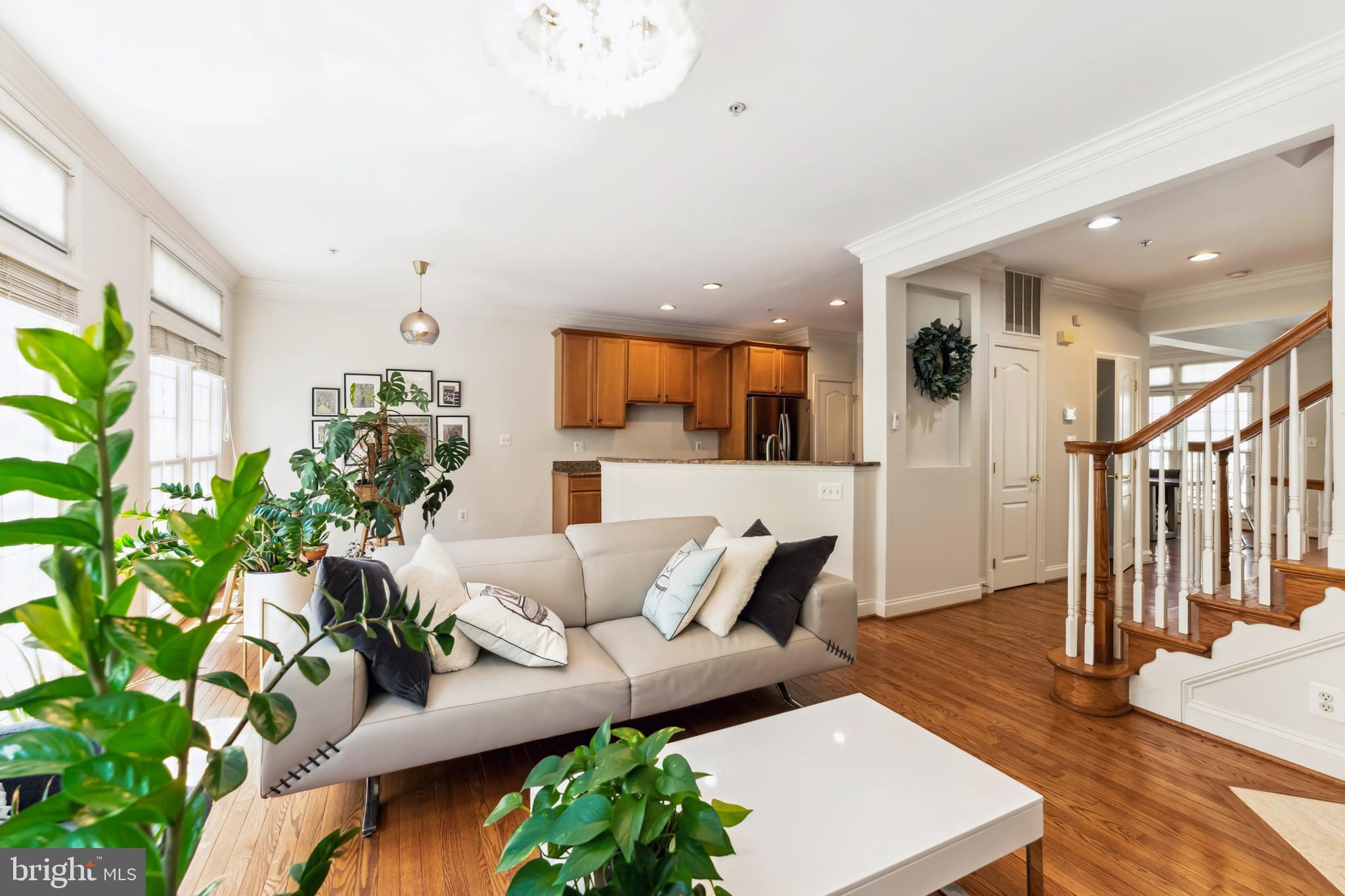 HUNTING RIDGE - Residential Lease