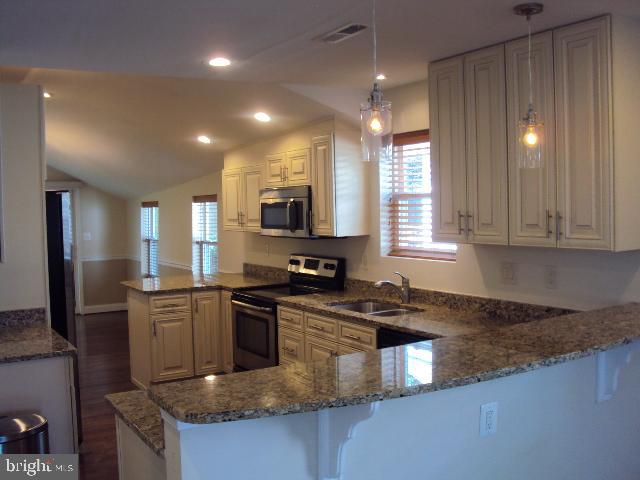 NORTH CHESAPEAKE BEACH - Residential
