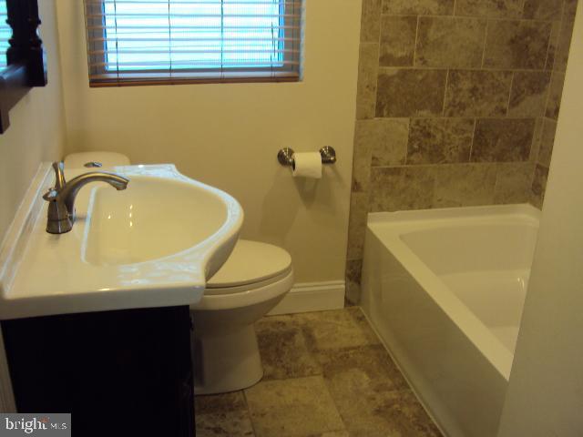 NORTH CHESAPEAKE BEACH - Residential