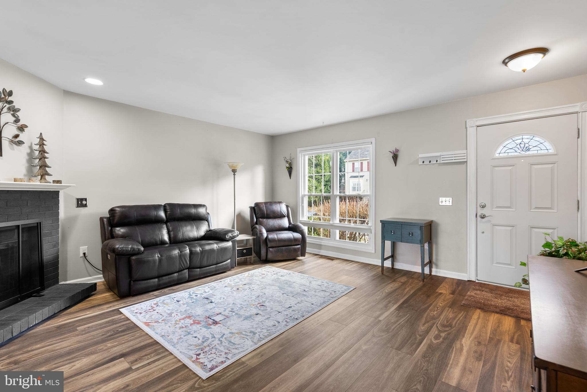 GUNNERS LAKE VILLAGE - Residential