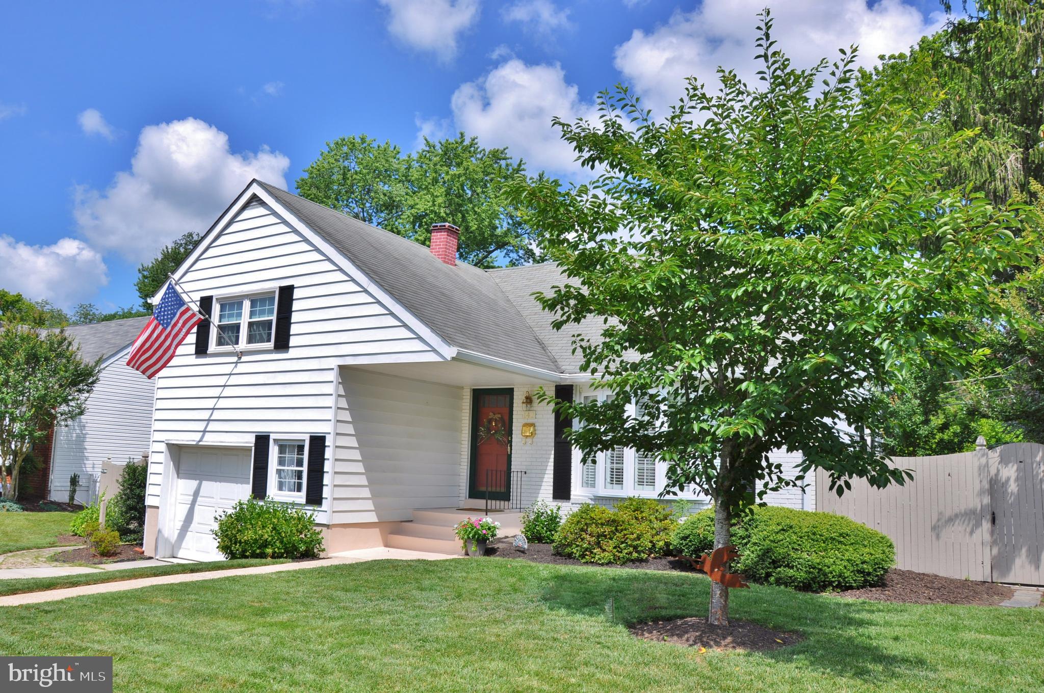 ORCHARD HILLS - Residential