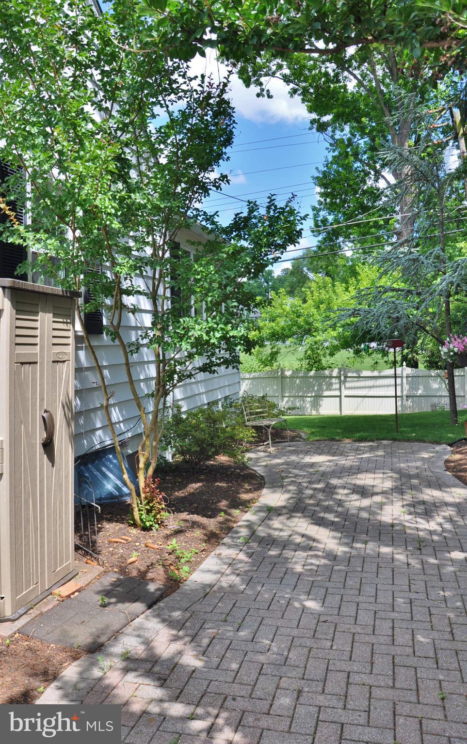 ORCHARD HILLS - Residential